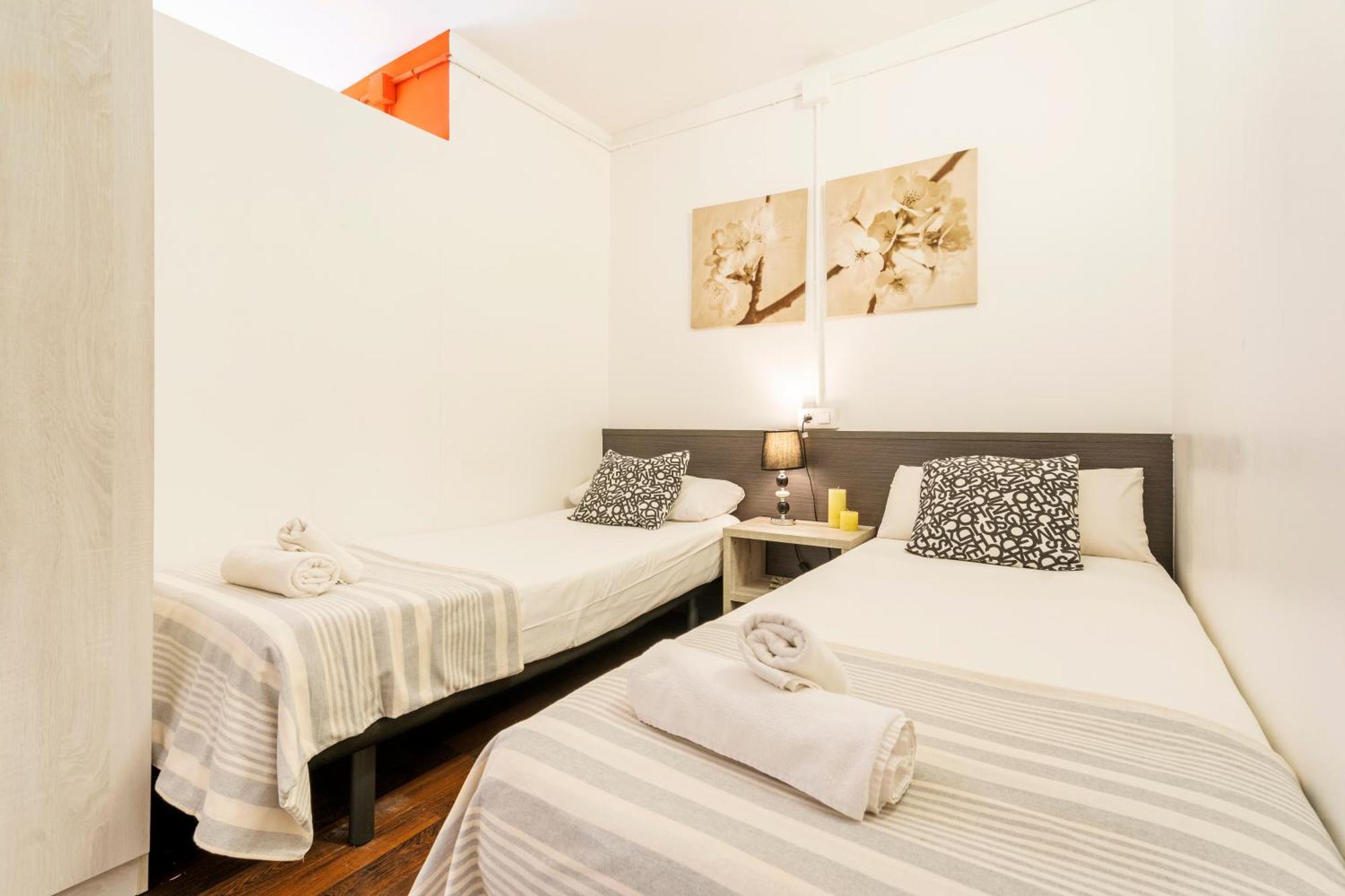 Ab Vila I Vila Apartments Барселона Экстерьер фото